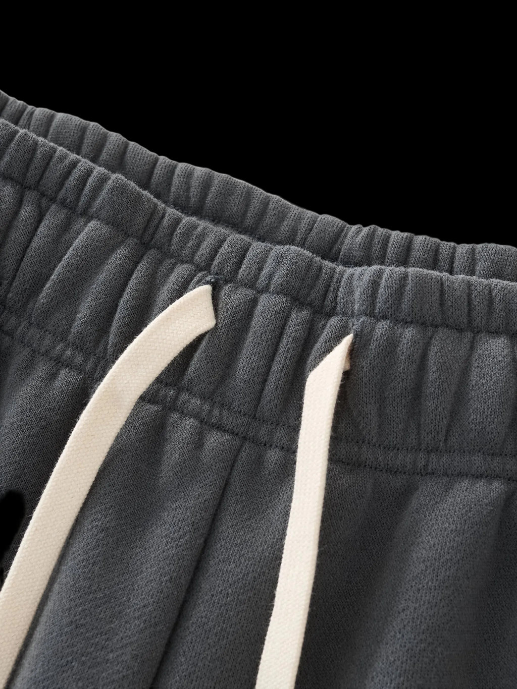 Relaxed Drawstring Three-quarter Sweatpants